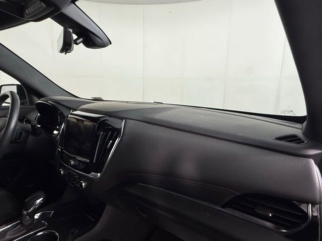 Used 2023 Chevrolet Traverse RS w/ LPO, Floor Liner Package FWD image 36