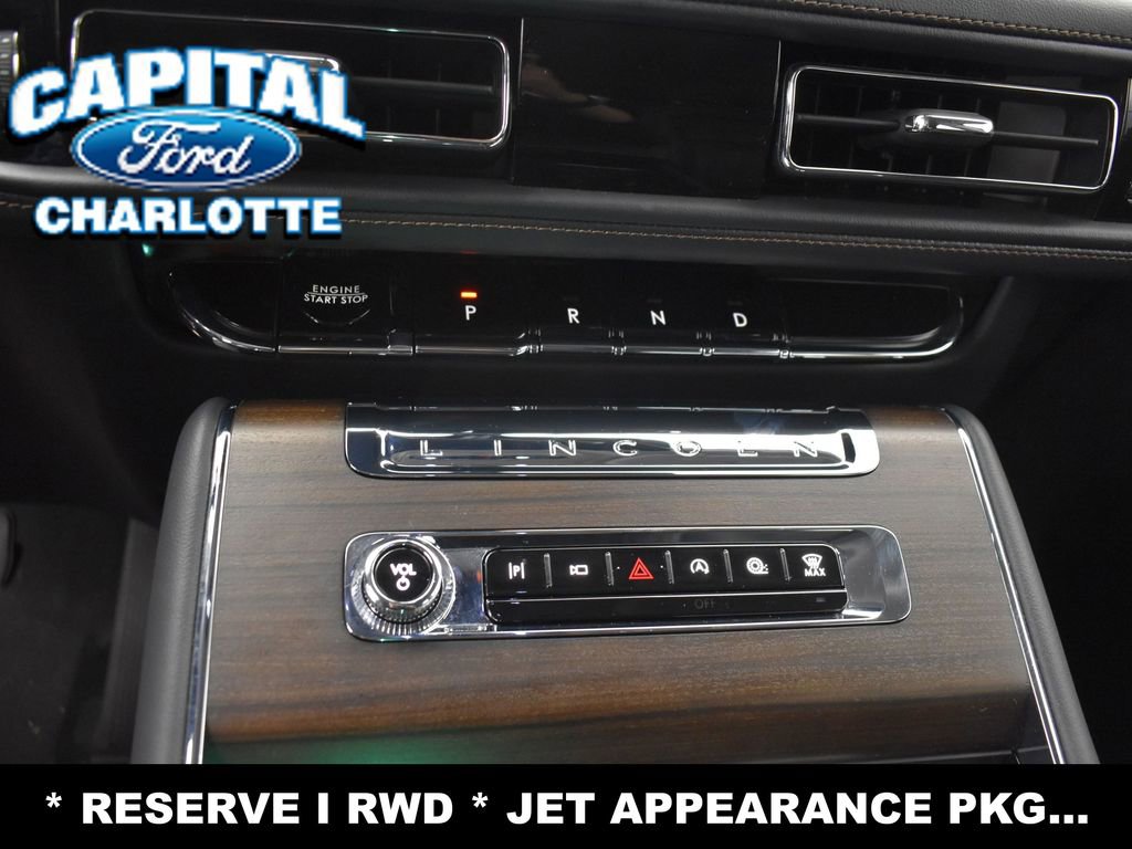 Used 2025 Lincoln Aviator Reserve w/ Jet Appearance Package image 15