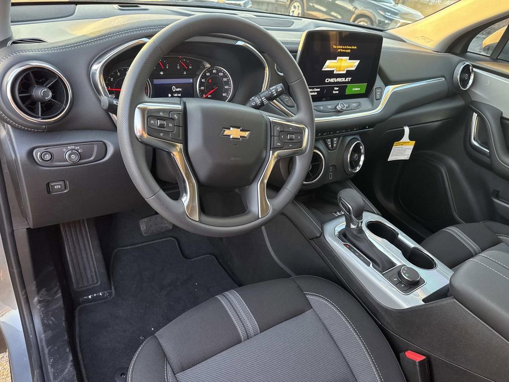 New 2026 Chevrolet Blazer LT image 19