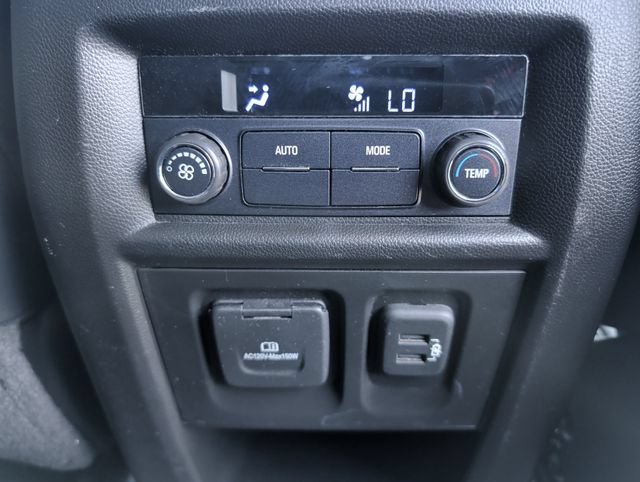 Used 2020 Chevrolet Traverse RS FWD image 30