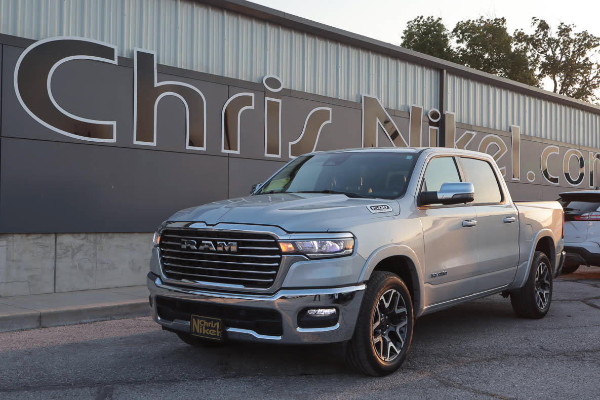 Used 2026 RAM 1500 Laramie AWD/4WD image 1