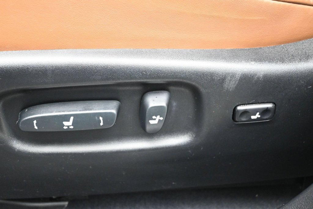 Used 2015 Lexus RX 450h AWD image 10