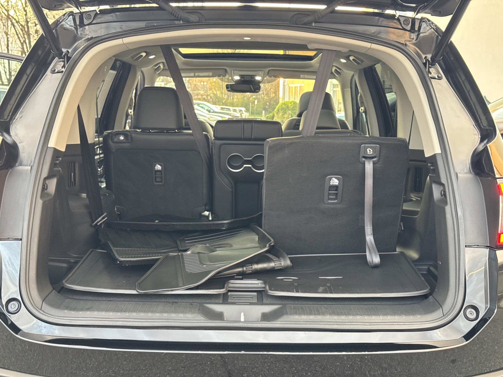 Used 2024 Honda Pilot Elite image 15