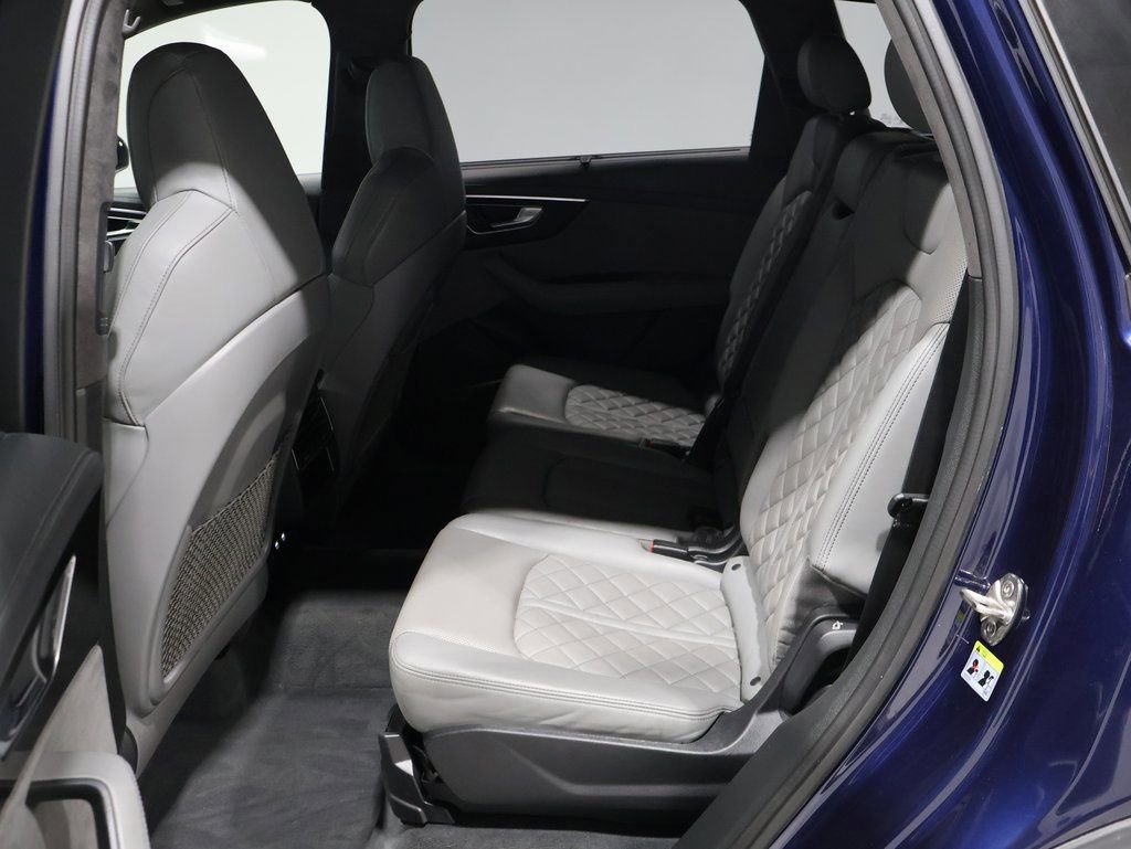 Used 2020 Audi SQ7 Prestige w/ Prestige Package image 19