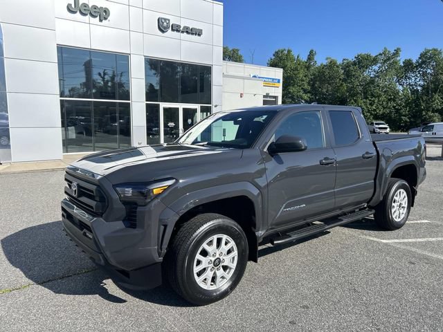 Used 2024 Toyota Tacoma SR5 AWD/4WD image 7