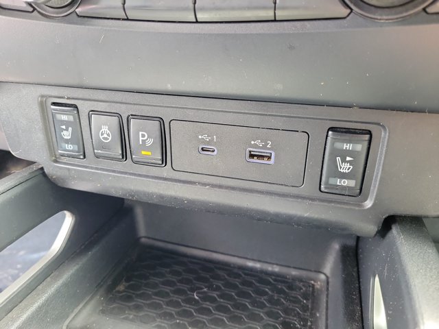 Used 2022 Nissan Frontier SV RWD image 30