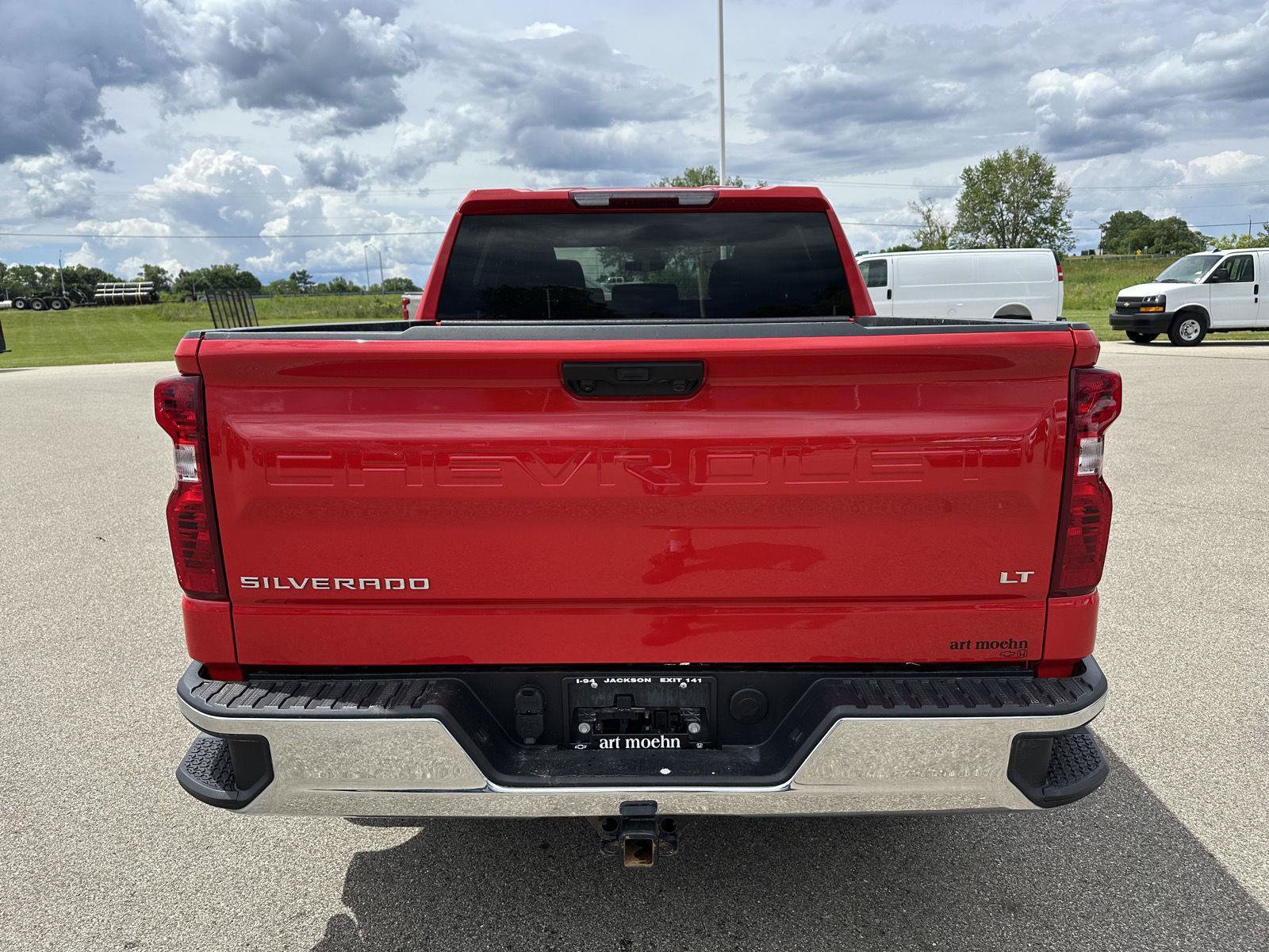 Used 2025 Chevrolet Silverado 1500 LT AWD/4WD image 4