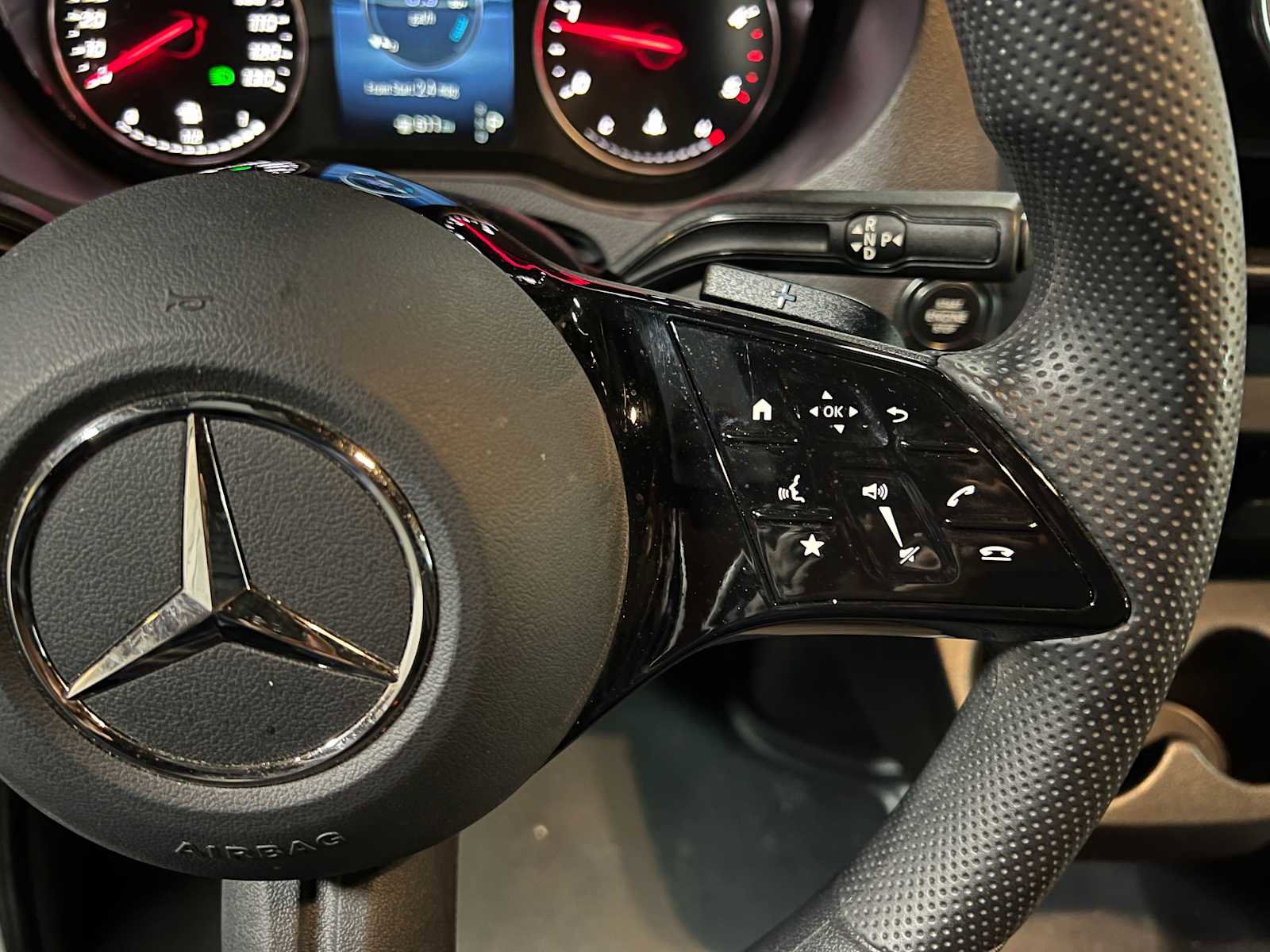 Used 2025 Mercedes-Benz Sprinter 2500 image 23