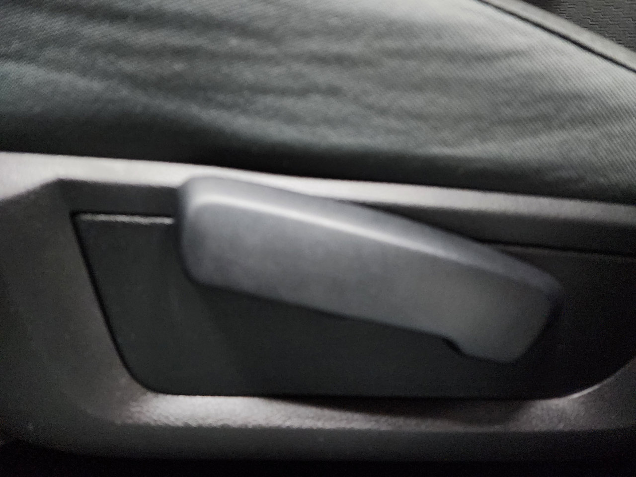 Used 2017 RAM 2500 Tradesman w/ Chrome Appearance Group image 17