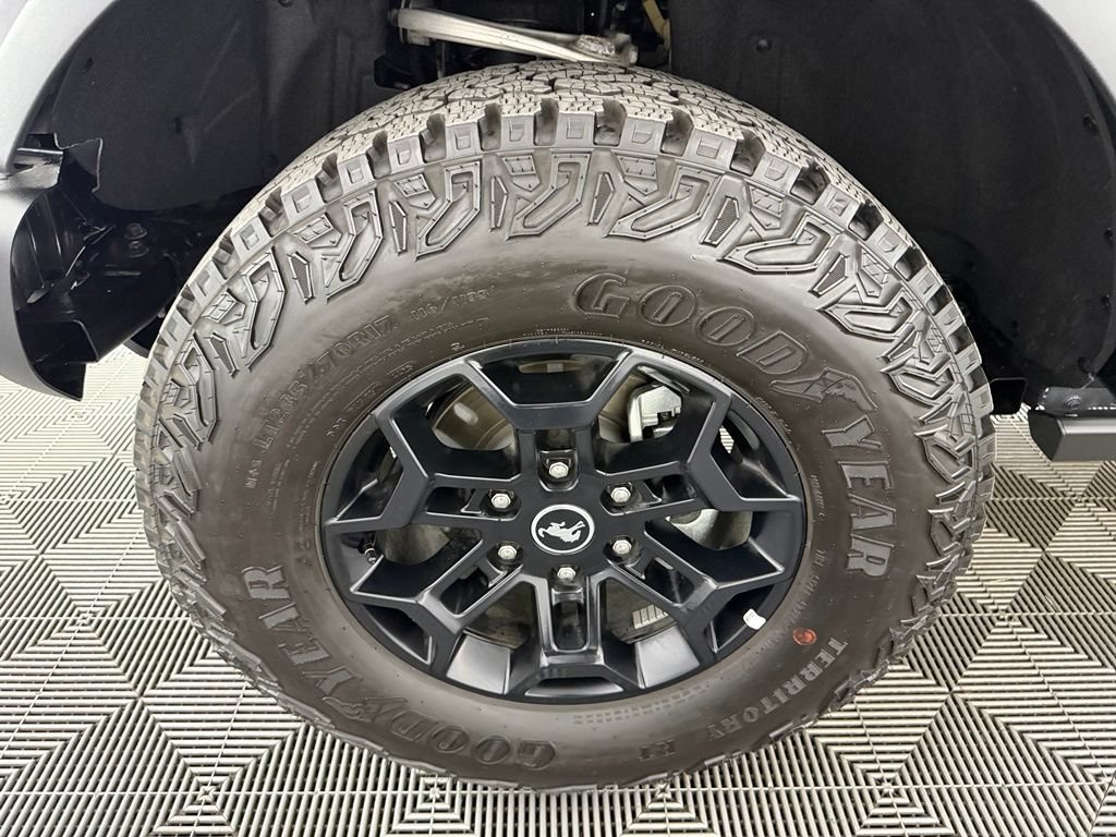 Used 2026 Ford Bronco Badlands AWD/4WD image 11