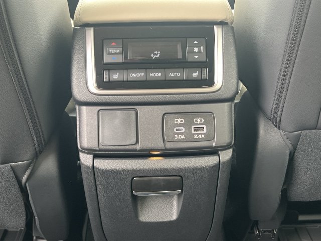 New 2026 Subaru Ascent Limited AWD/4WD image 36