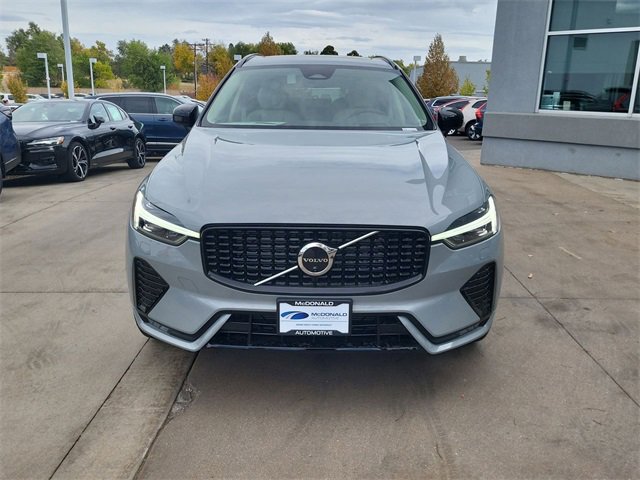 Used 2025 Volvo XC60 B5 Ultra w/ Protection Package Premier image 8