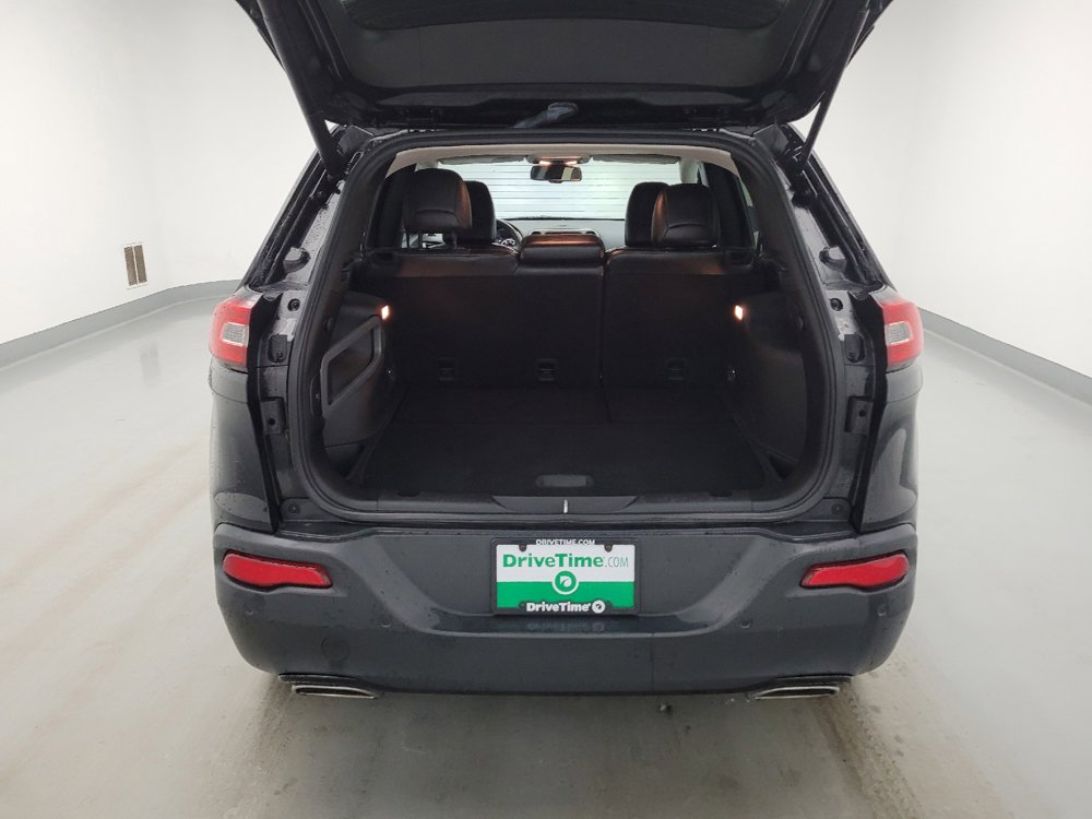 Used 2018 Jeep Cherokee Limited w/ Luxury Group AWD/4WD image 29