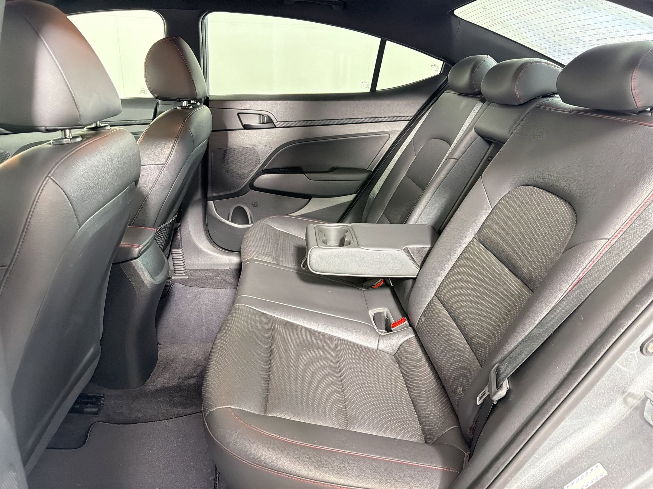 Used 2018 Hyundai Elantra Sport FWD image 26