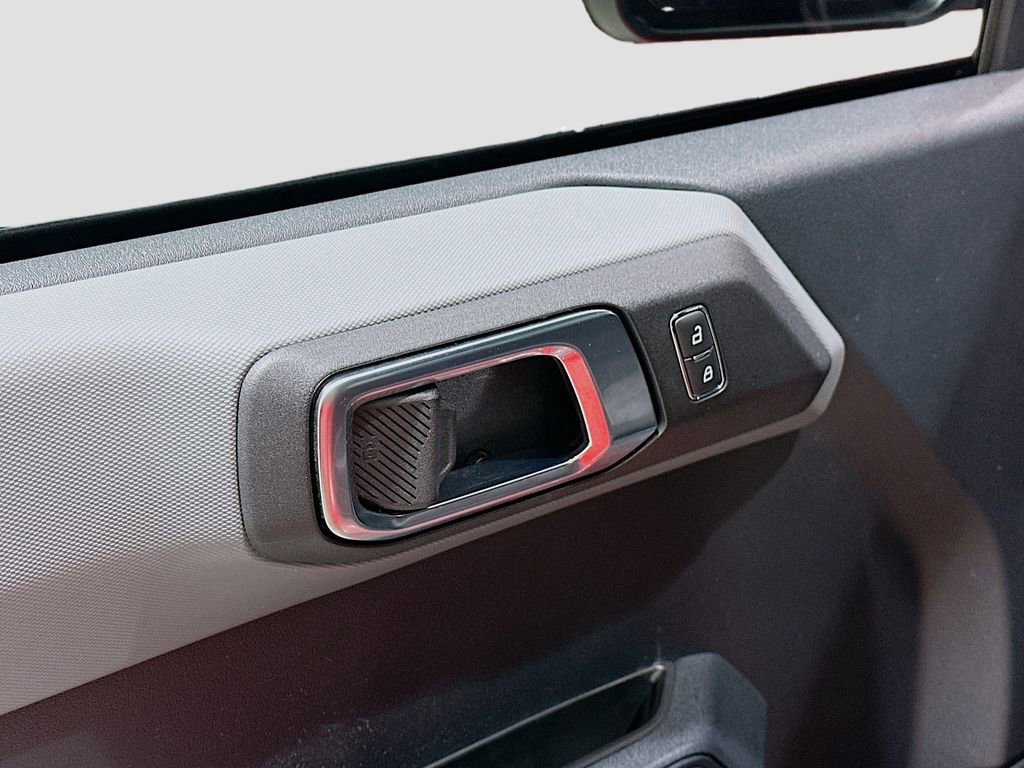 Used 2022 Ford Bronco 4-Door AWD/4WD image 18
