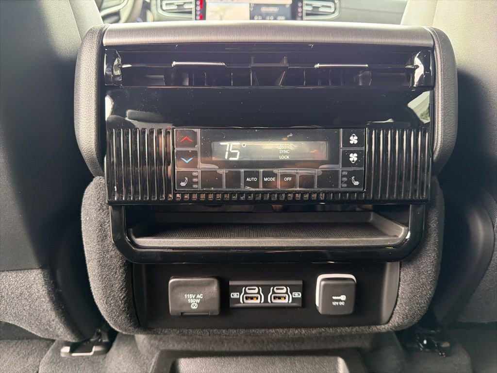 New 2026 Jeep Grand Wagoneer Limited image 32