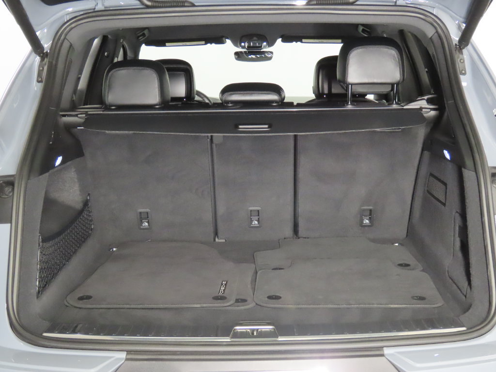 Certified 2026 Porsche Cayenne AWD/4WD image 40
