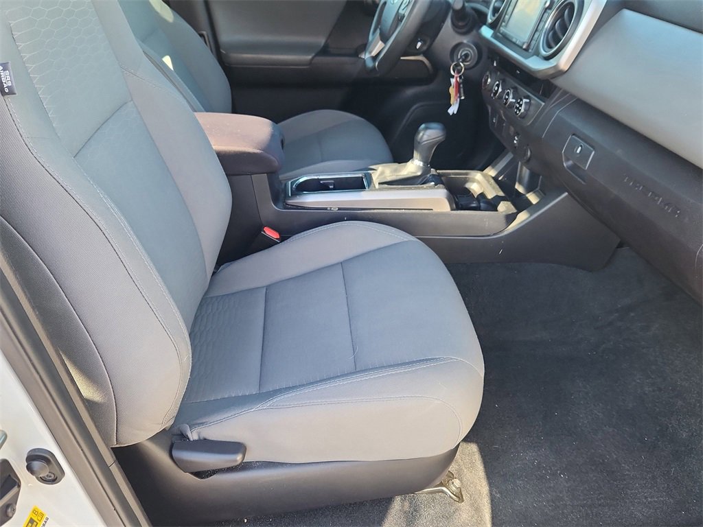 Used 2017 Toyota Tacoma SR5 image 14