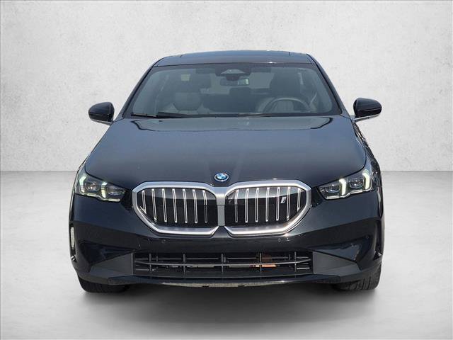 Certified 2024 BMW i5 eDrive40i w/ Premium Package RWD image 2