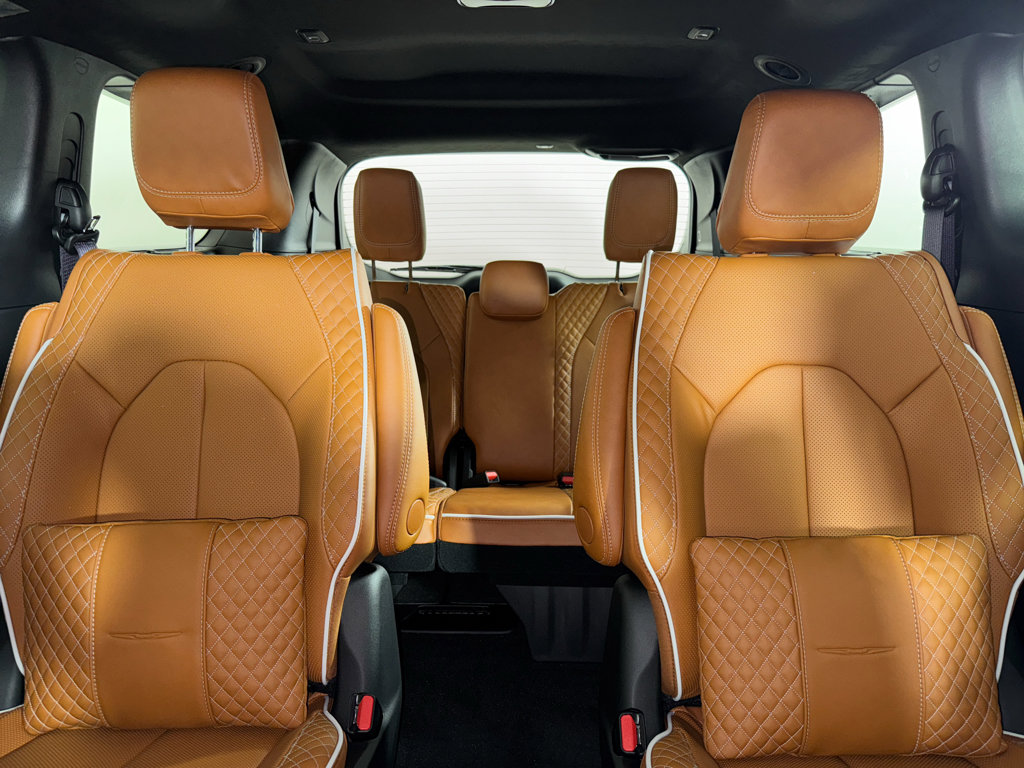 New 2026 Chrysler Pacifica Pinnacle image 10