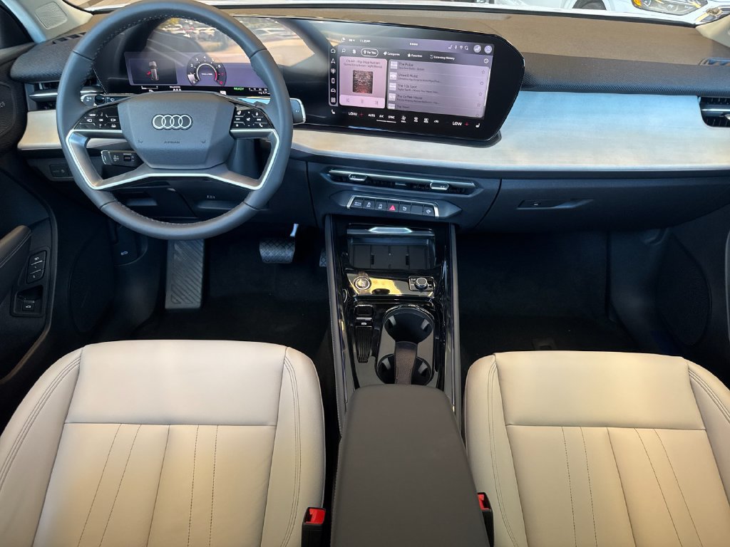 New 2026 Audi Q3 quattro 2.0T AWD/4WD image 14