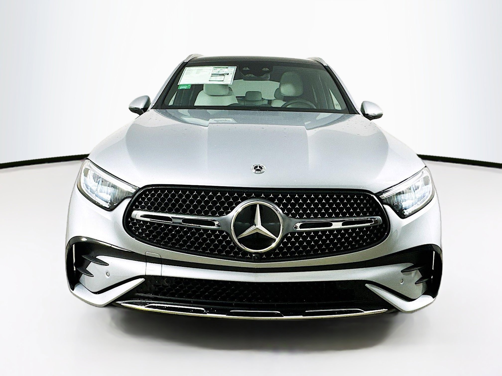 Certified 2025 Mercedes-Benz GLC 350e 4MATIC image 2