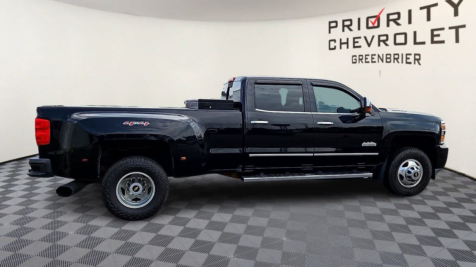 Certified 2016 Chevrolet Silverado 3500 High Country w/ Duramax Plus Package AWD/4WD image 9