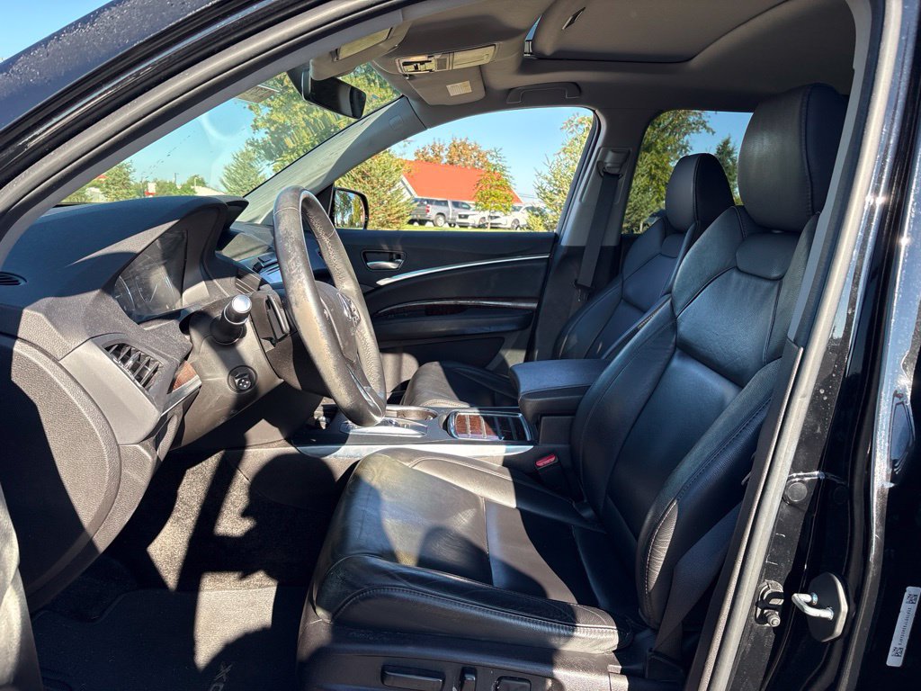 Used 2018 Acura MDX w/ Technology Package FWD image 15