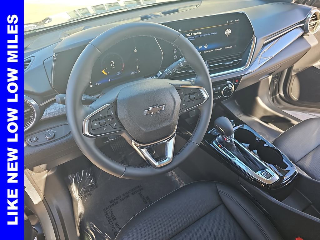 Used 2025 Chevrolet Trax ACTIV w/ Driver Confidence Package image 15
