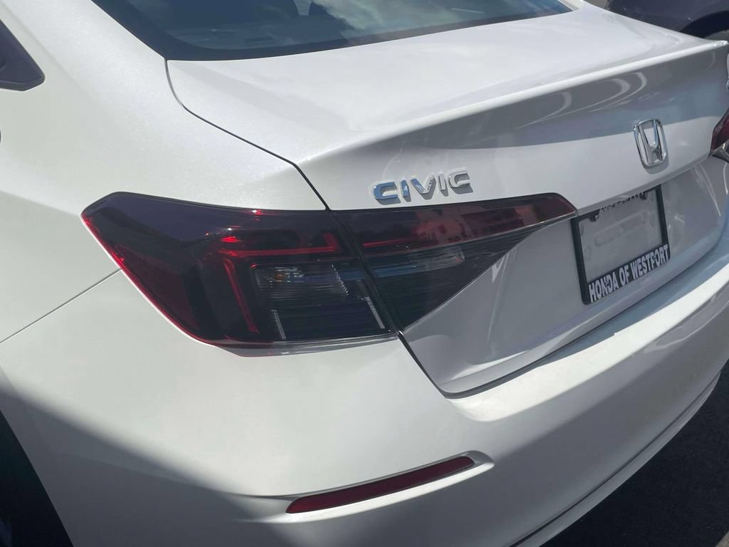 Certified 2025 Honda Civic Sport image 10