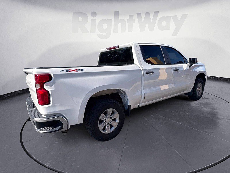 Used 2024 Chevrolet Silverado 1500 W/T w/ Trailering Package AWD/4WD image 5