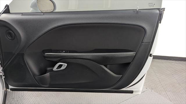 Used 2021 Dodge Challenger SXT image 19