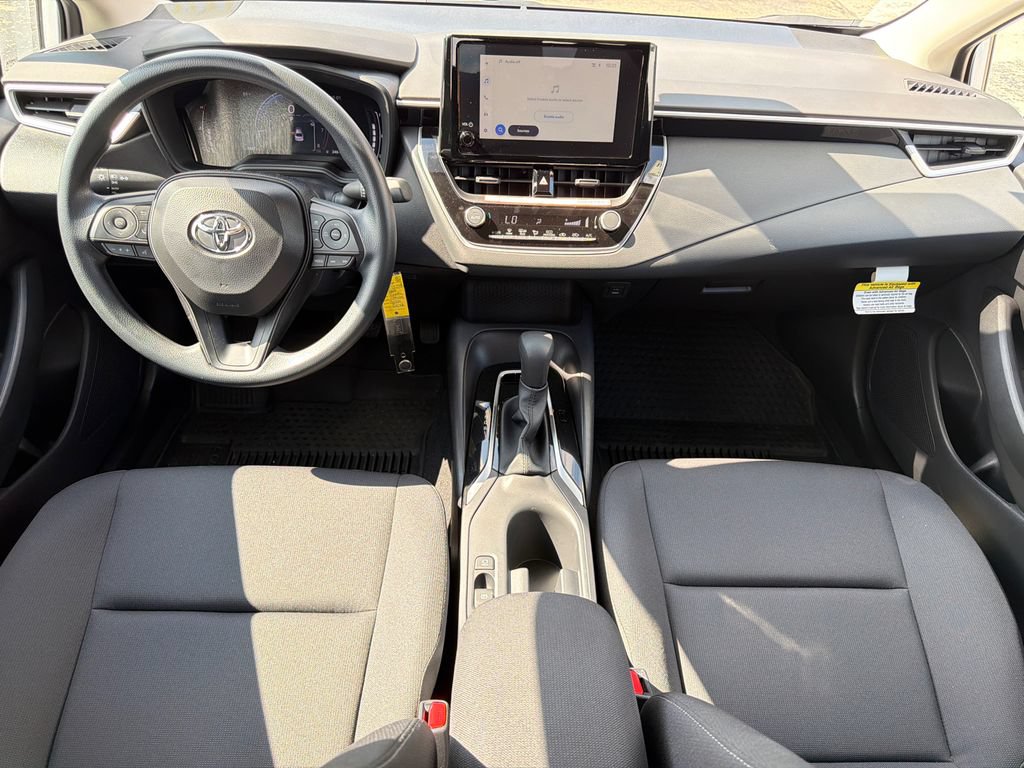 Used 2026 Toyota Corolla LE FWD image 27