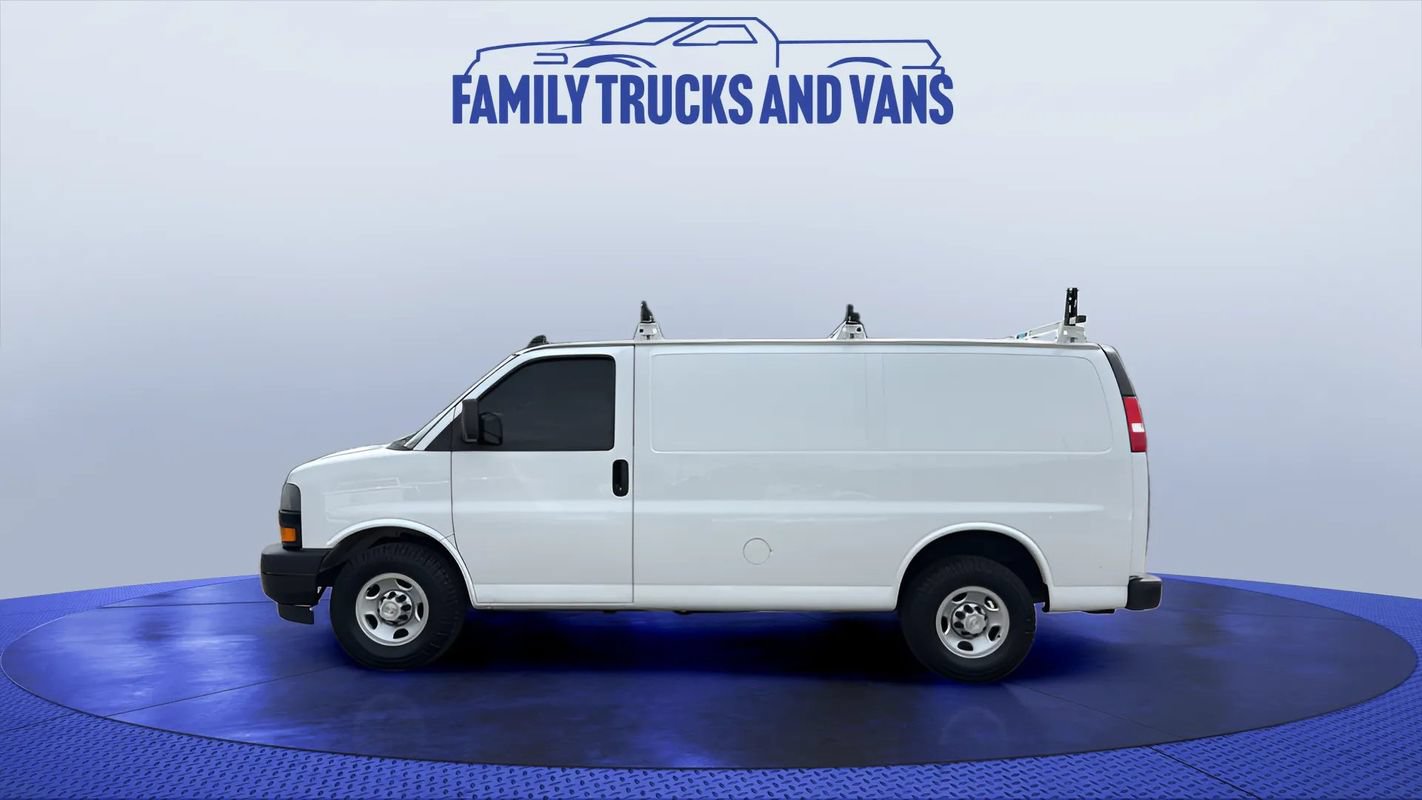 Used 2019 Chevrolet Express 2500 w/ Driver Convenience Package RWD image 2