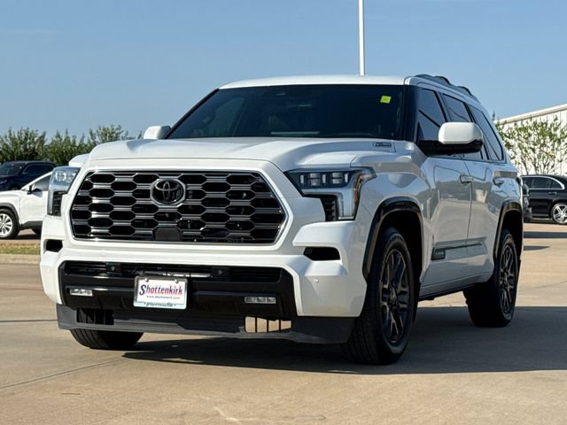Used 2025 Toyota Sequoia Platinum AWD/4WD video 3