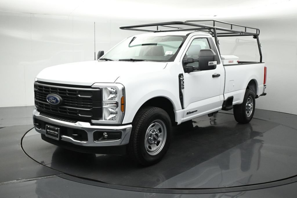 New 2026 Ford F350 XL w/ XL Chrome Package RWD image 4