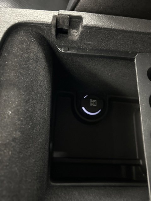 Used 2023 Chrysler 300 Touring L w/ Popular Equipment Group image 22