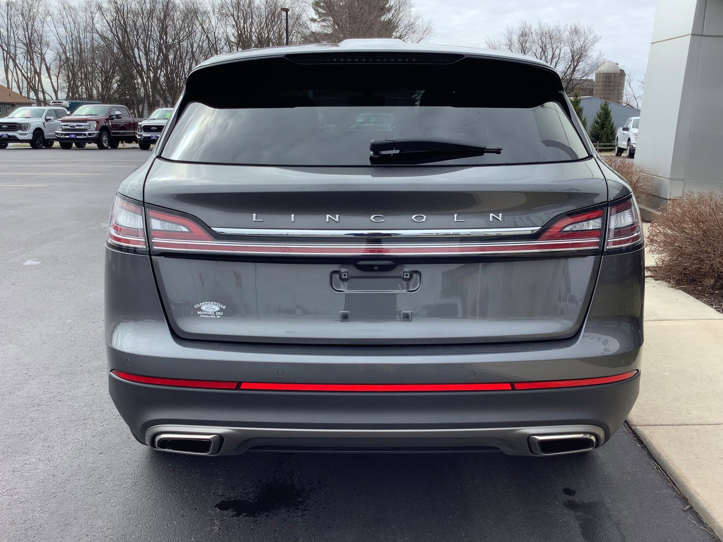 Used 2023 Lincoln Nautilus Reserve AWD/4WD image 5