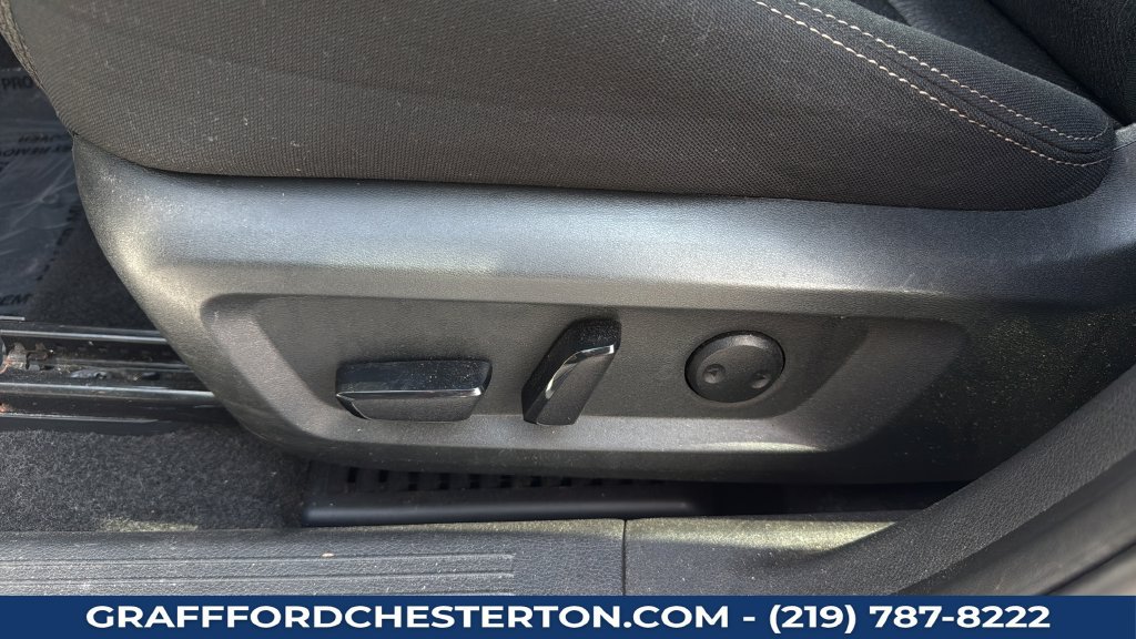 Used 2024 Nissan Rogue SV FWD image 15
