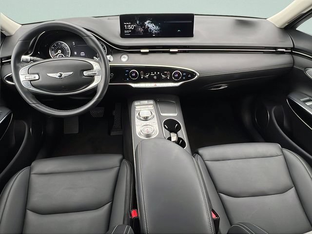 Certified 2025 Genesis GV70 2.5T AWD/4WD image 11