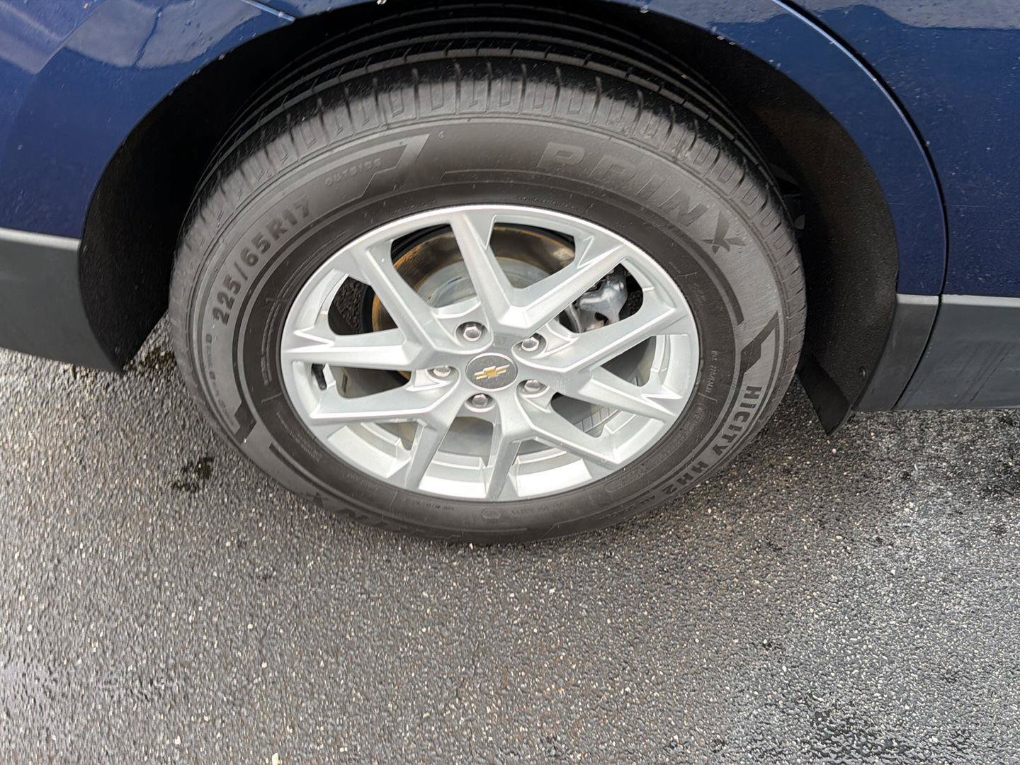 Used 2022 Chevrolet Equinox LS AWD/4WD image 36