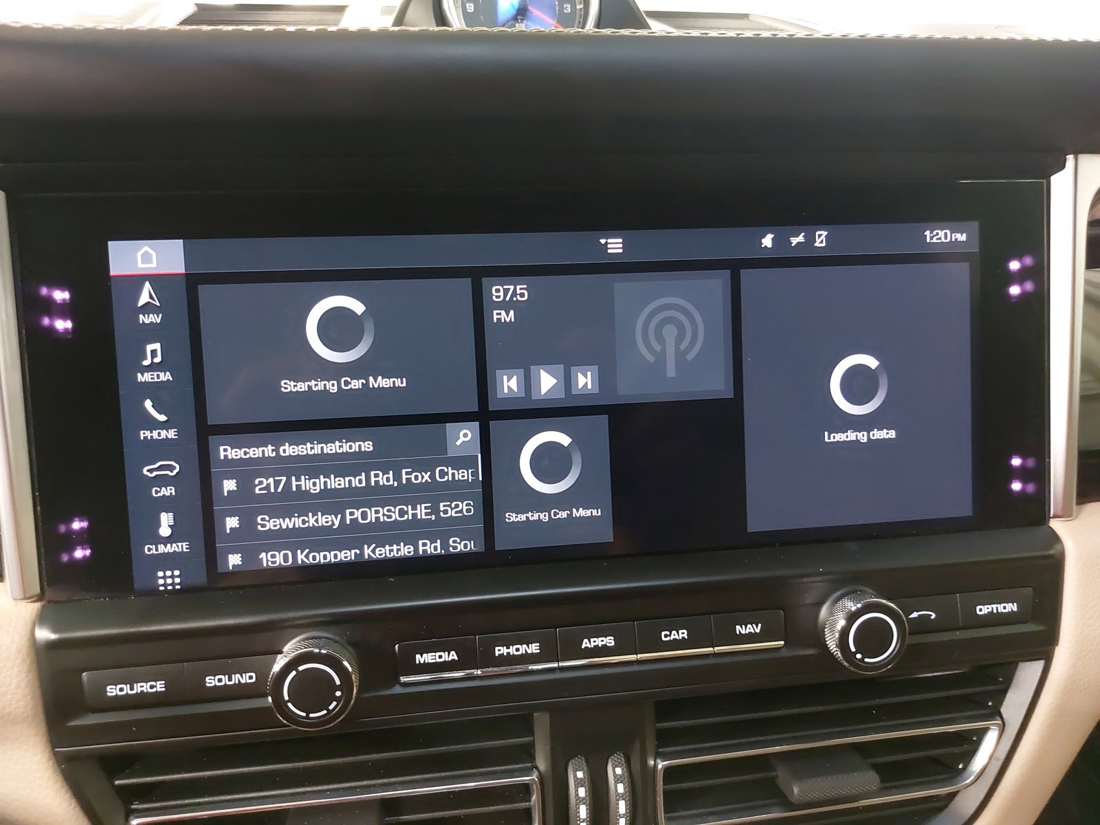 Used 2019 Porsche Macan AWD/4WD image 24