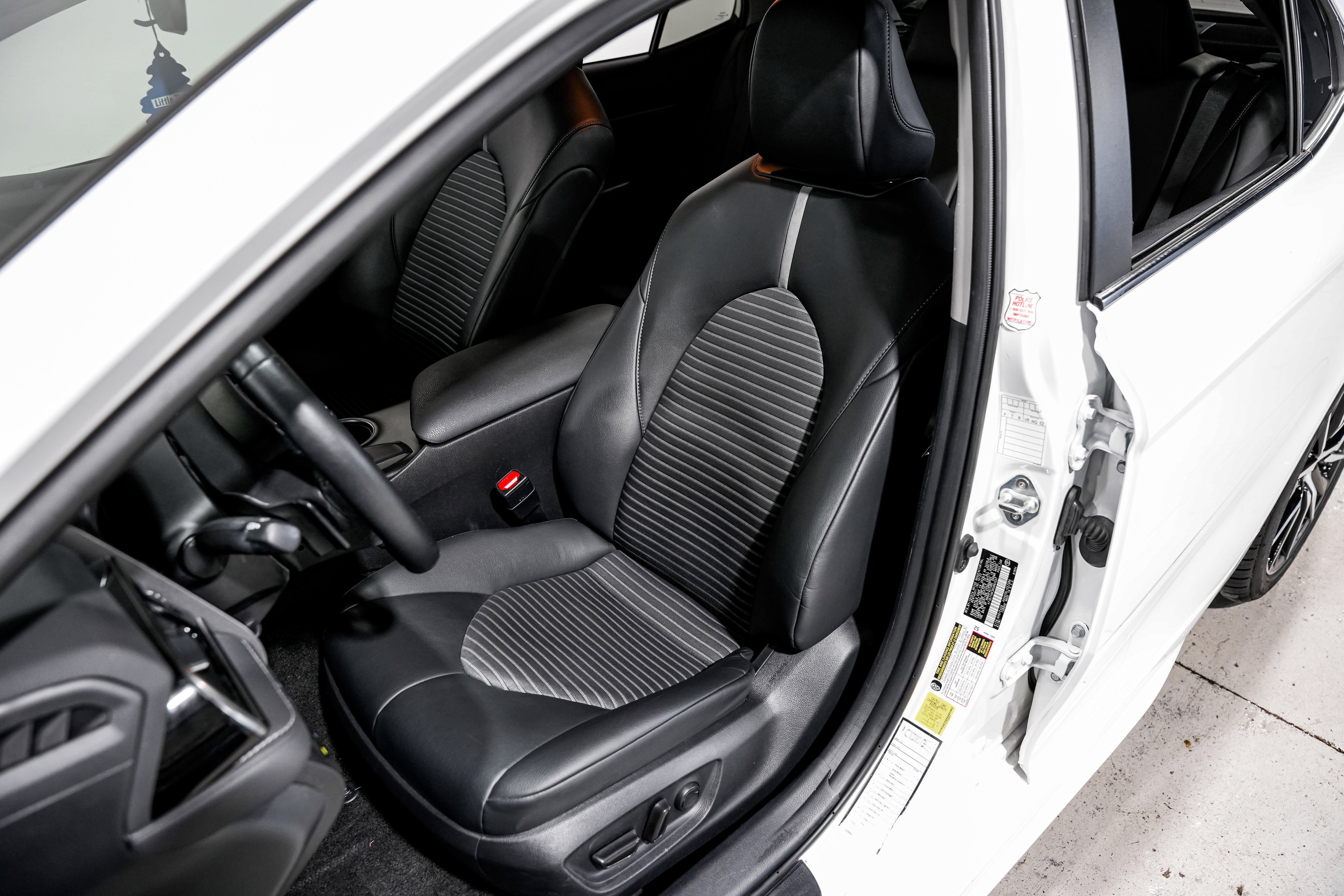 Used 2024 Toyota Camry SE FWD image 20