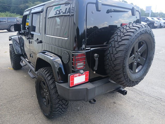 Used 2015 Jeep Wrangler Unlimited Sahara AWD/4WD image 5