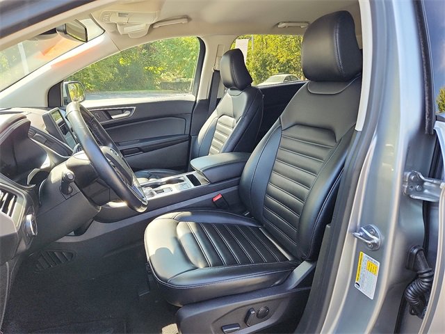 Used 2023 Ford Edge SEL image 12