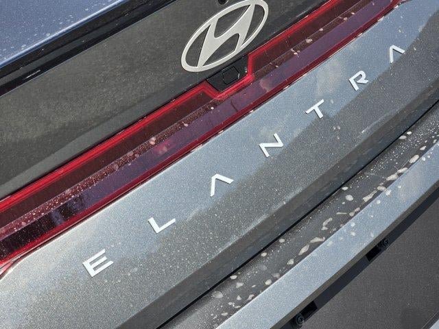 New 2026 Hyundai Elantra SEL Sport FWD image 7