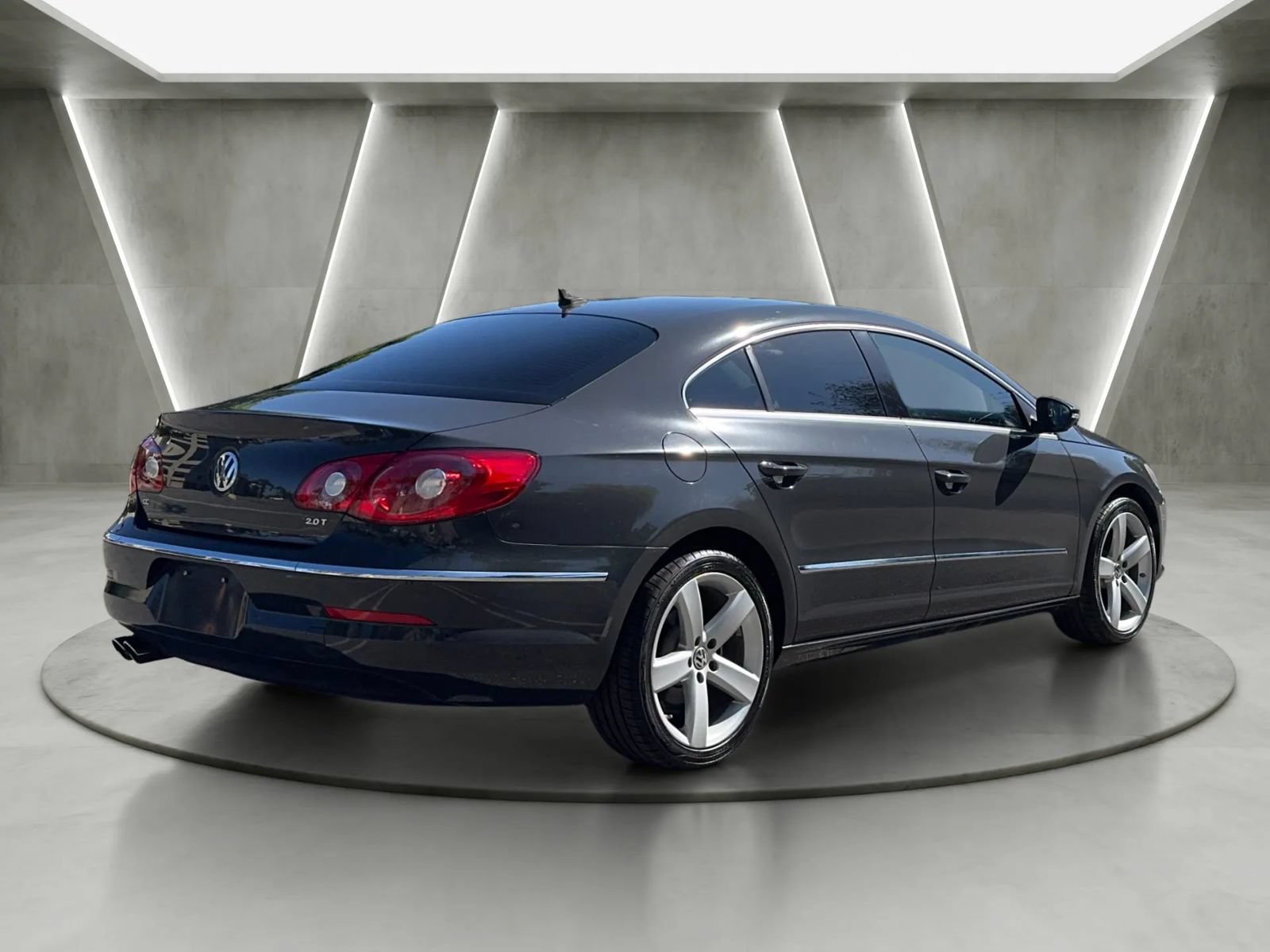 Used 2012 Volkswagen CC Lux Limited FWD image 3