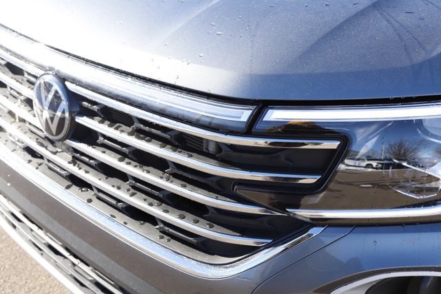 Used 2024 Volkswagen Atlas SE image 14