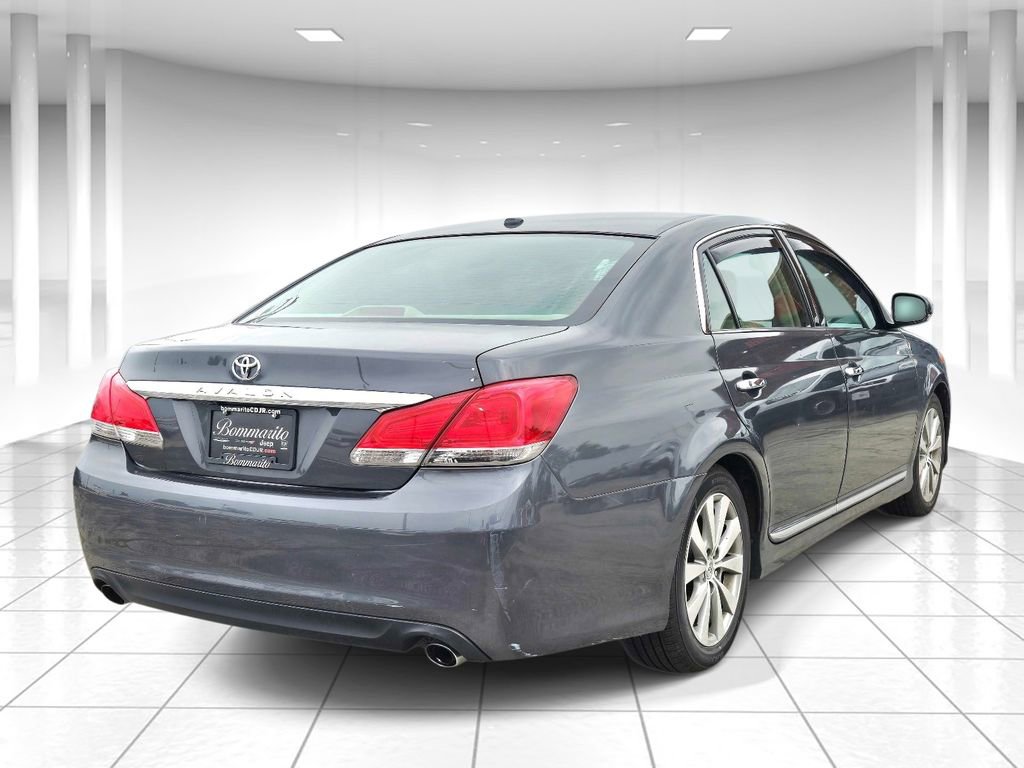 Used 2011 Toyota Avalon Limited FWD image 3