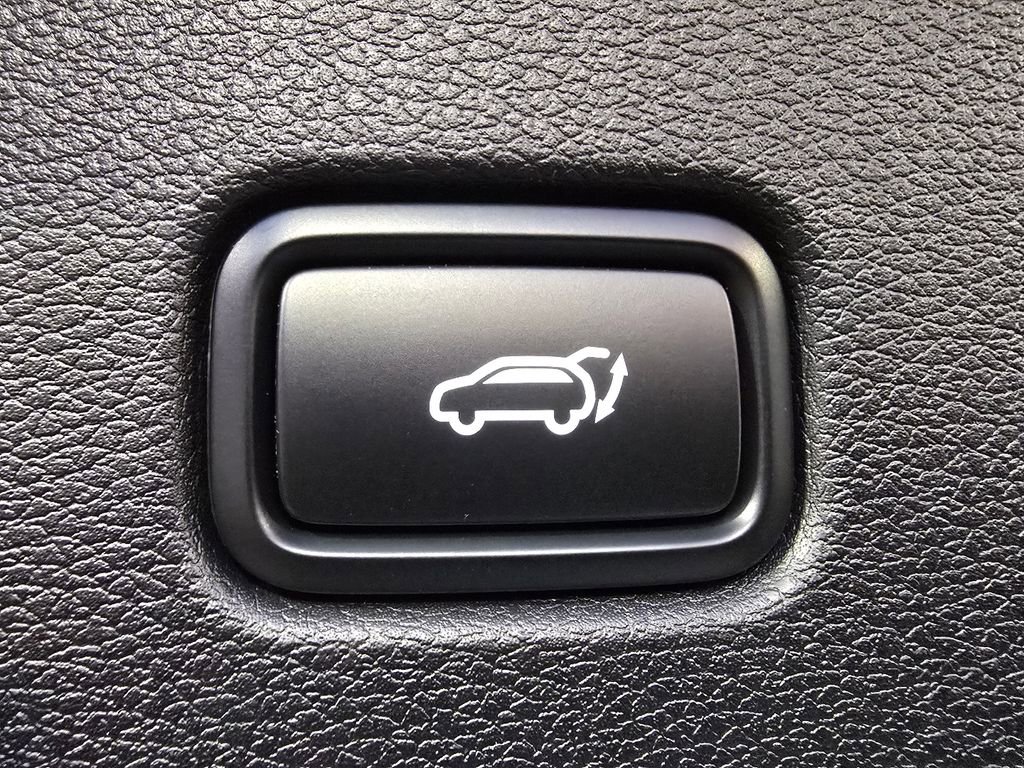 New 2026 Kia Sportage X-Line w/ X-Line Technology Package image 19